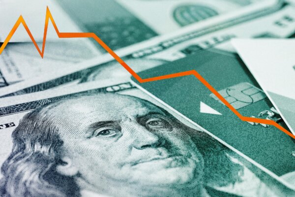 7 Midlife Money Traps That Could Drain Your Wealth