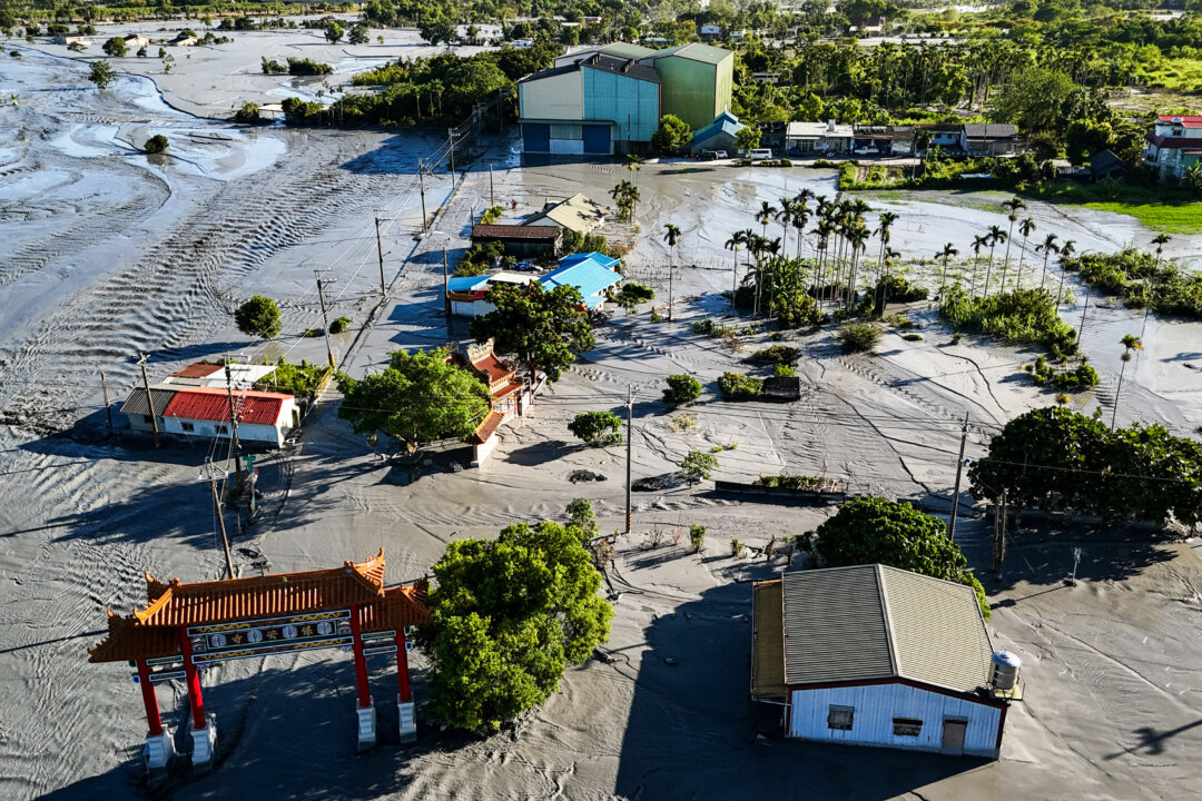 NextImg:Day in Photos: Barrier Lake Burst in Taiwan, Protests in Madagascar, and Thousands of Wading Birds