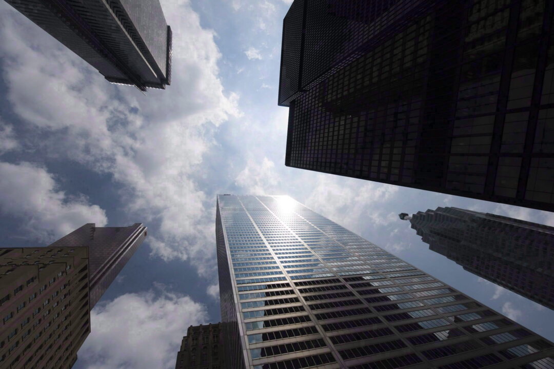 Bank Fees Can Add Up, Be Difficult to See, Consumer Group Says