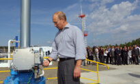 Russia’s Oil-Dependent Economy Struggling as Sanctions Begin to Bite, Say Experts