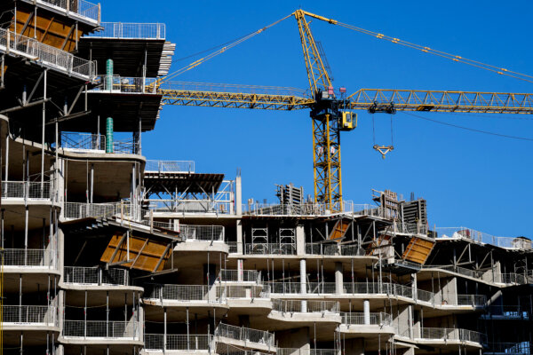 It’s ‘Too Early’ to Declare Canada Is in Recession, Says Canadian Authority