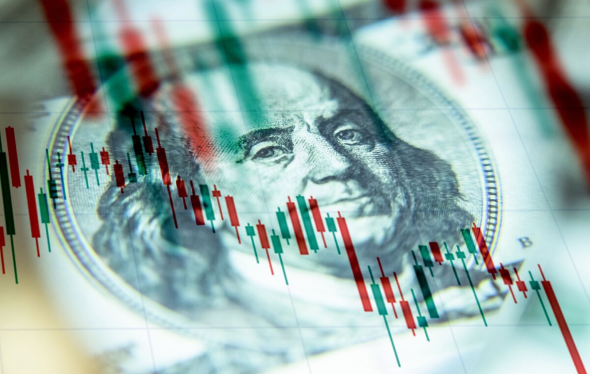 While financial markets have largely shrugged off the federal government shutdown, now in its third day, market watchers are attempting to determine how much it could impact the broader economy.
(Fotogrin/Shutterstoc)
