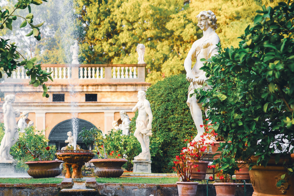 The garden of Palazzo Pfanner, a baroque-style historical home in Lucca, Italy. (Stefano Tammaro/Shutterstock)