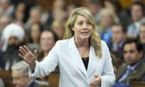 Ottawa Says It Will ‘Keep Working’ With Ontario Paper Mill to Resume Its Operations