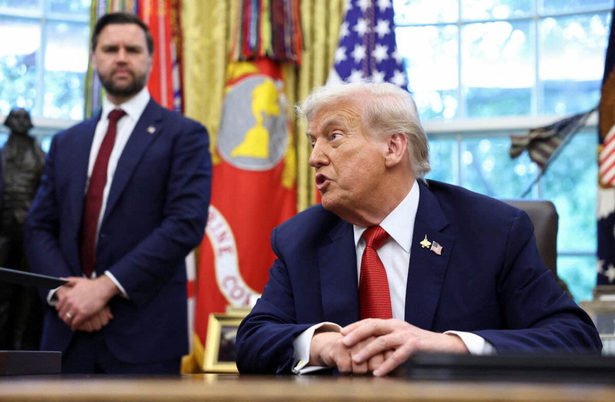 U.S. President Donald Trump speaks at the White House in Washington on Sept. 25, 2025. (Kevin Lamarque/Reuters)