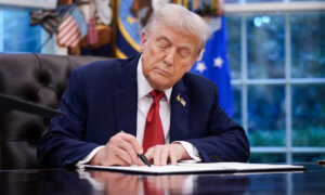 Trump Signs Bill to End Government Shutdown