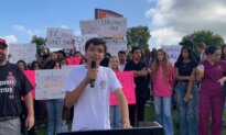 Students Hold Walk-Out Protest Over California School Bathroom Policy