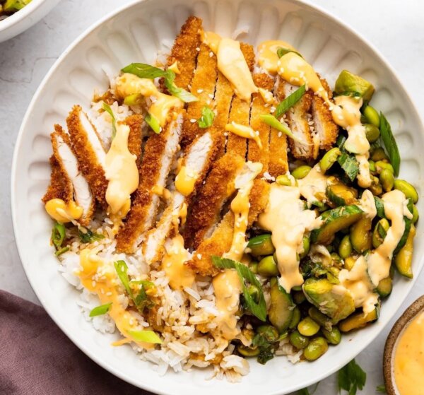 Crispy Chicken Katsu Bowls With Sriracha Mayo