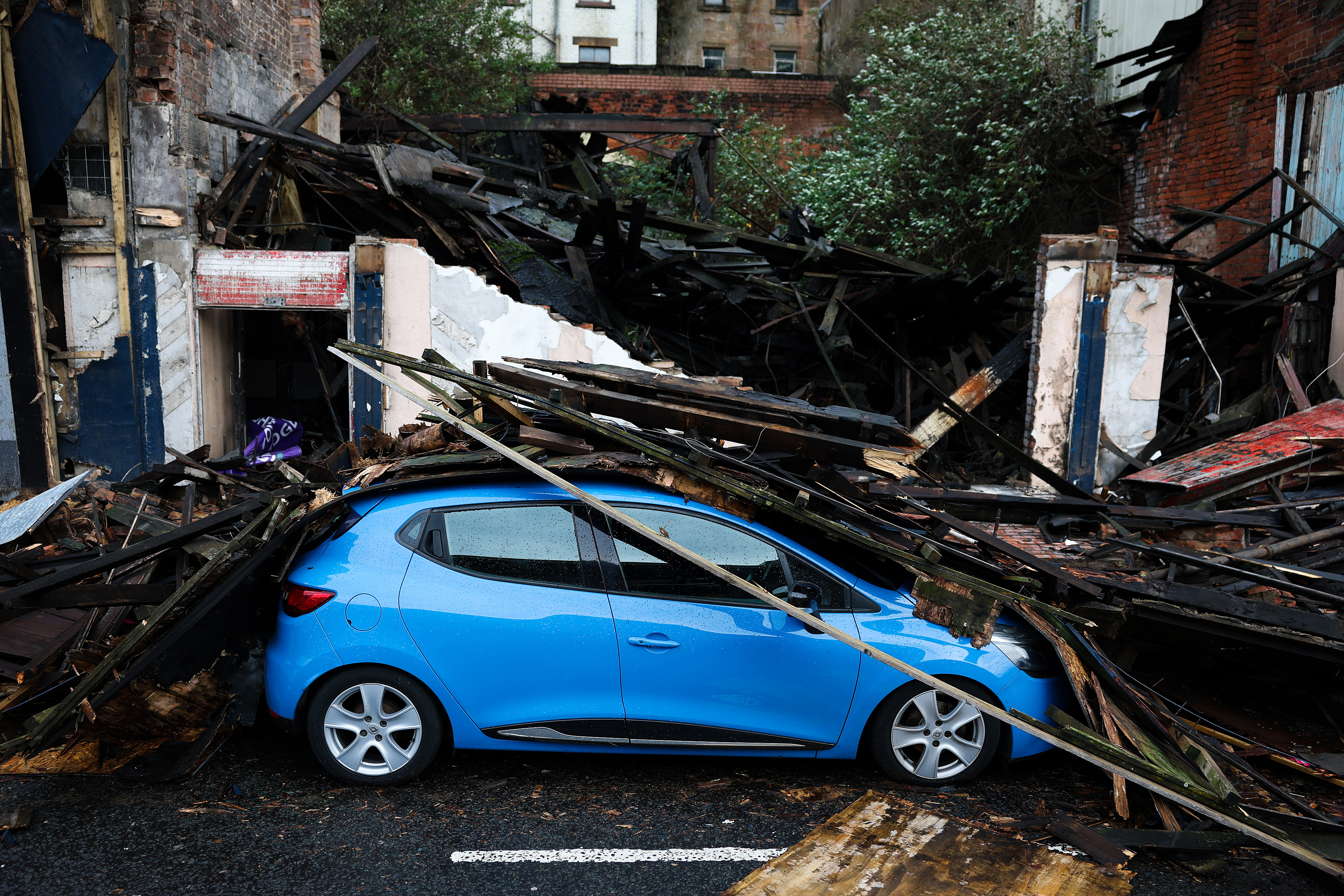 Day in Photos: Storm Amy in the UK, Swearing-In Ceremony of Swiss Guard, and Protests in Madagascar