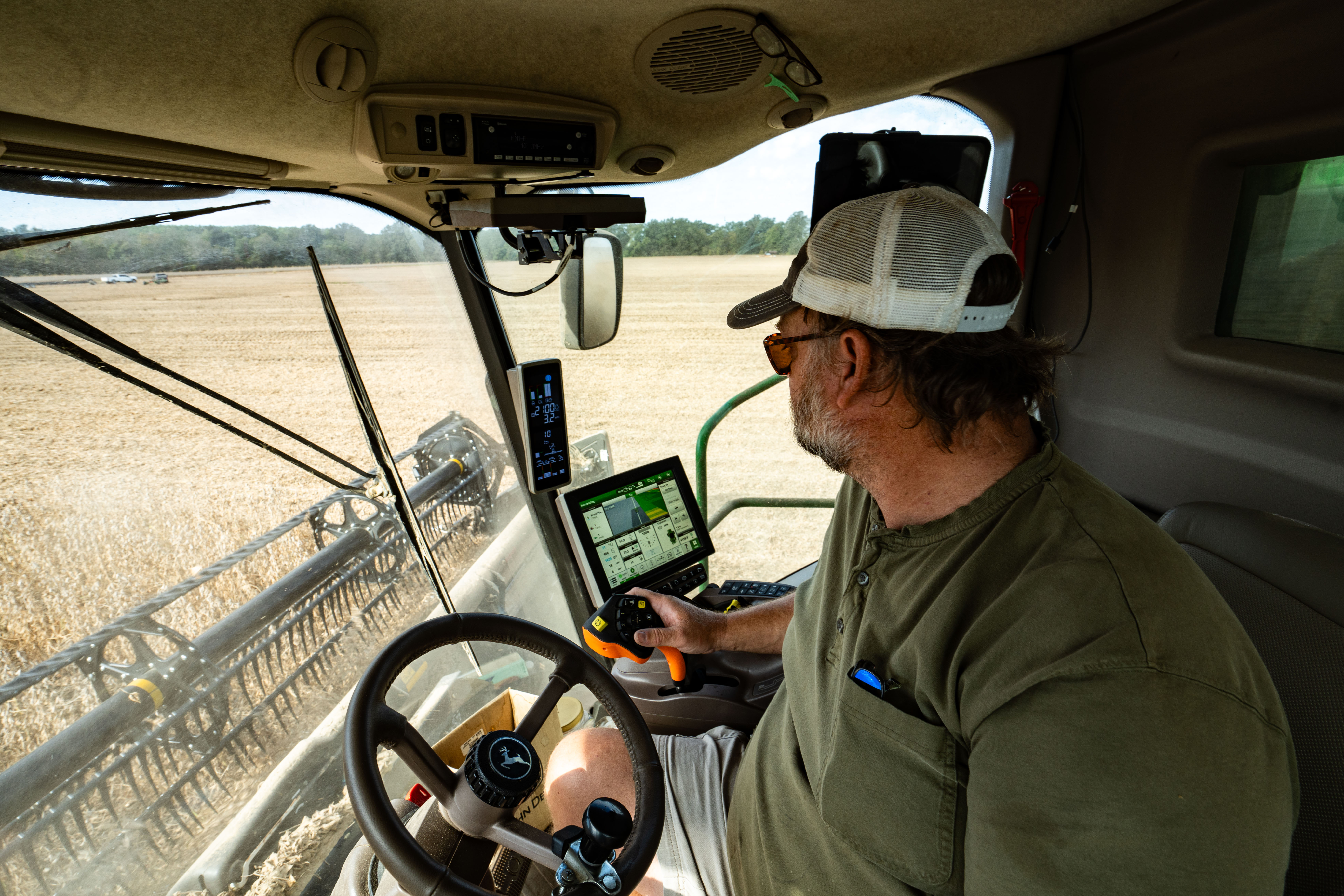 American Soybean Farmers Deserted by China in Trade Standoff