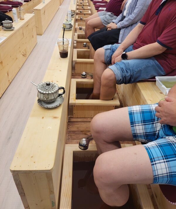Herbal foot baths at Boncho Dadam.