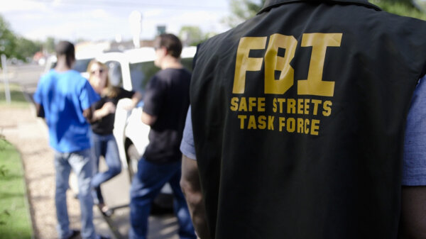 FBI, LAPD Raid Gang Linked to Mexican Mafia