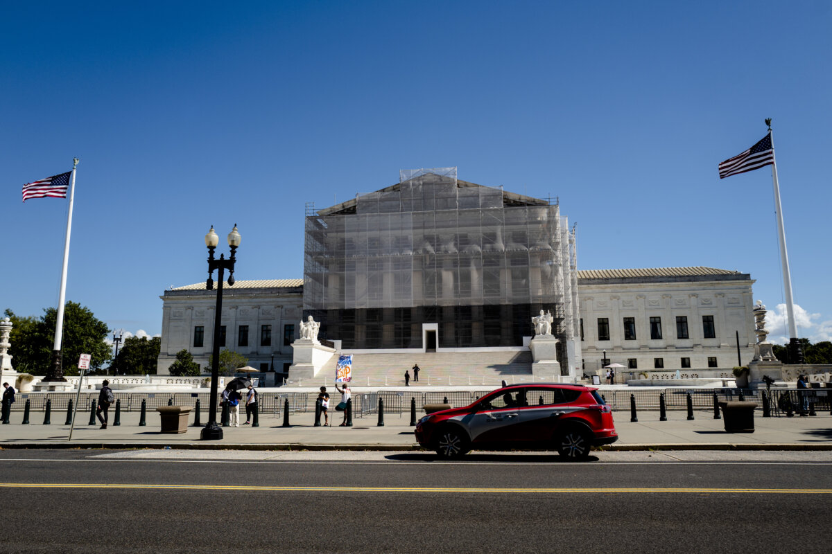 The Supreme Court in Washington on Oct. 6, 2025. (Madalina Kilroy/The Epoch Times)