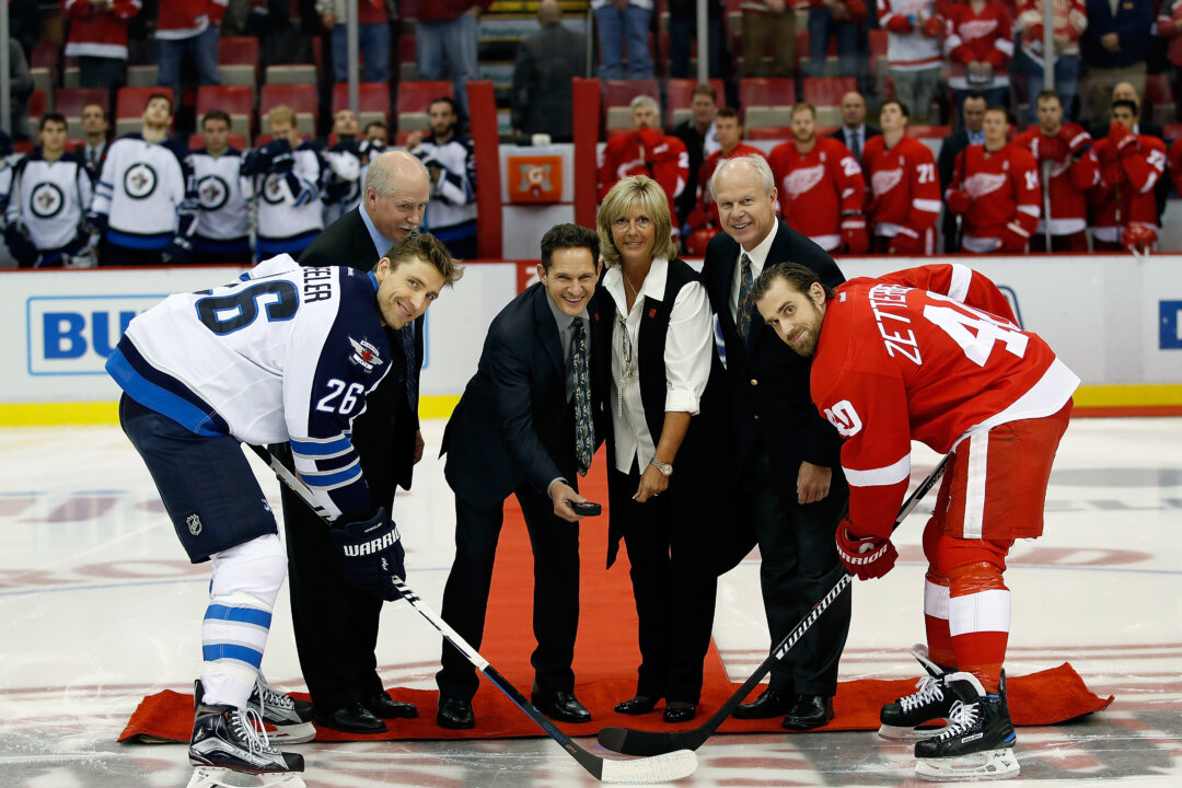 Season-Opening Games Among Happiest Memories for Hockey Hall of Famer Mark Howe