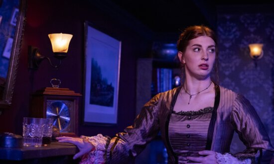 ‘Gaslight’ (Angel Street): A Taut, Suspenseful Drama