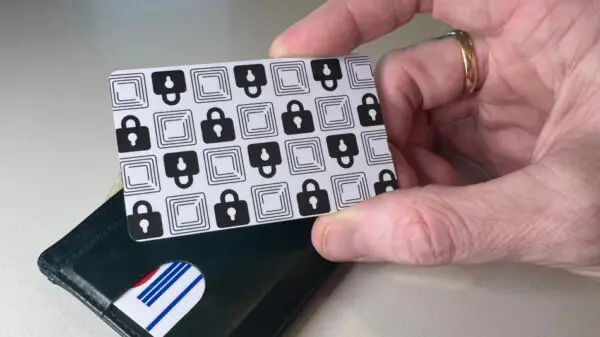 Wallet Defender protective card
