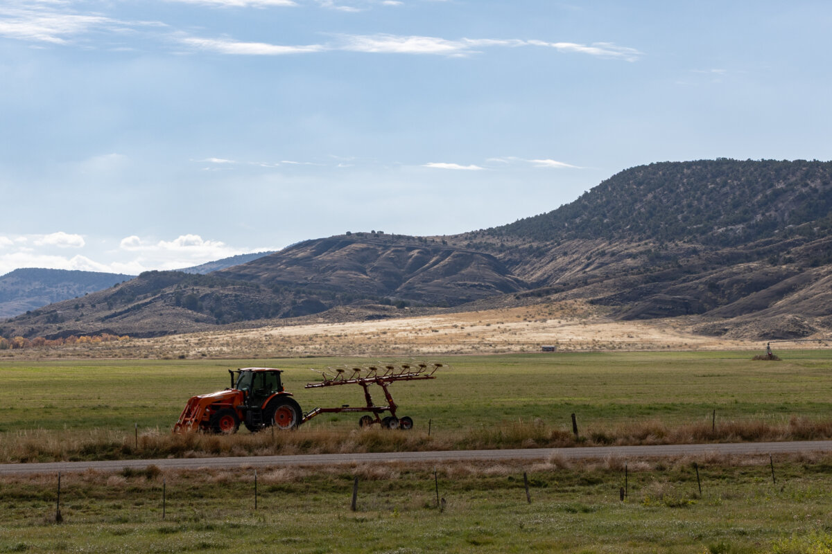 A farm outside Ten Sleep, Wyo., on Oct. 14, 2025. (John Fredricks/The Epoch Times)