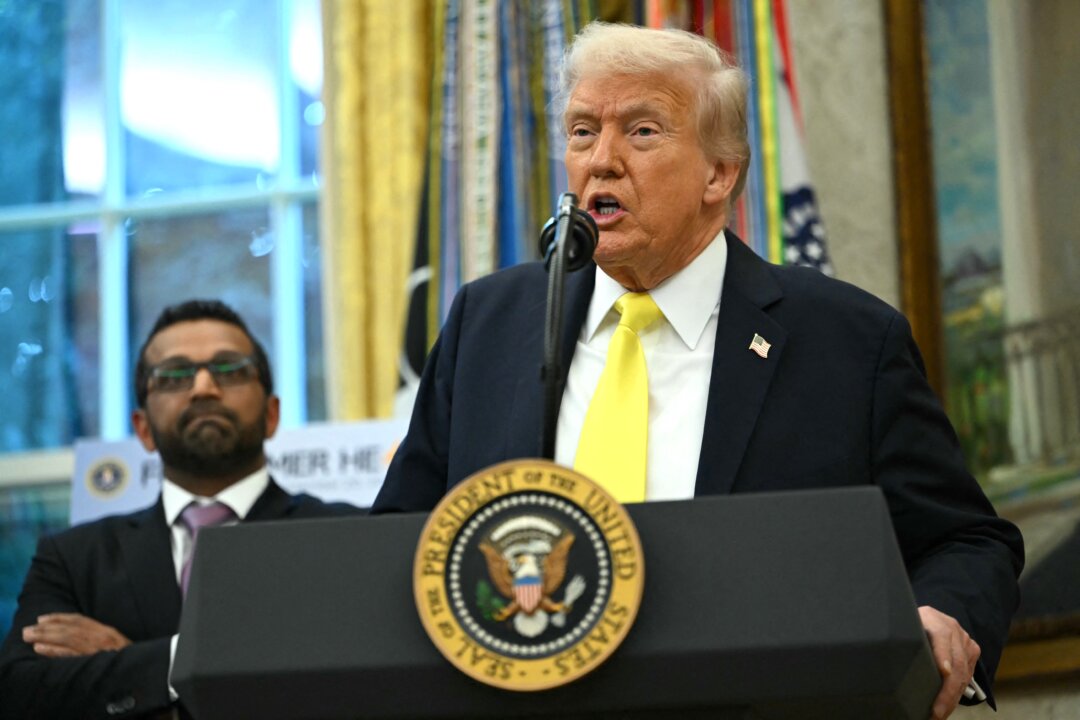 Trump Signs Executive Order Putting New Restrictions on Federal Hiring