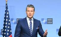 Cracked Windscreen Forces Plane Carrying Hegseth to Make Emergency Landing