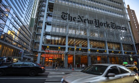 Trump Renews Threat of Legal Action to New York Times Over Iran Coverage