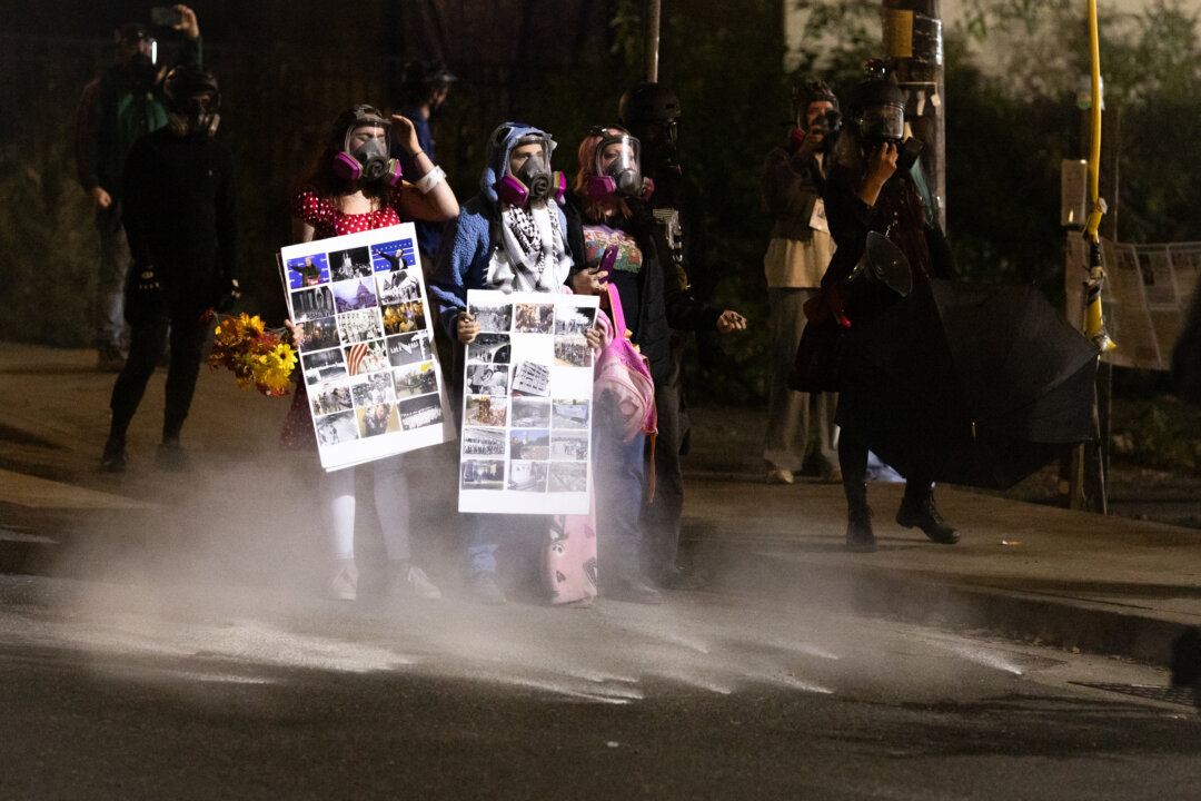 Appeals Court Tosses Order Allowing Trump to Deploy National Guard in Oregon