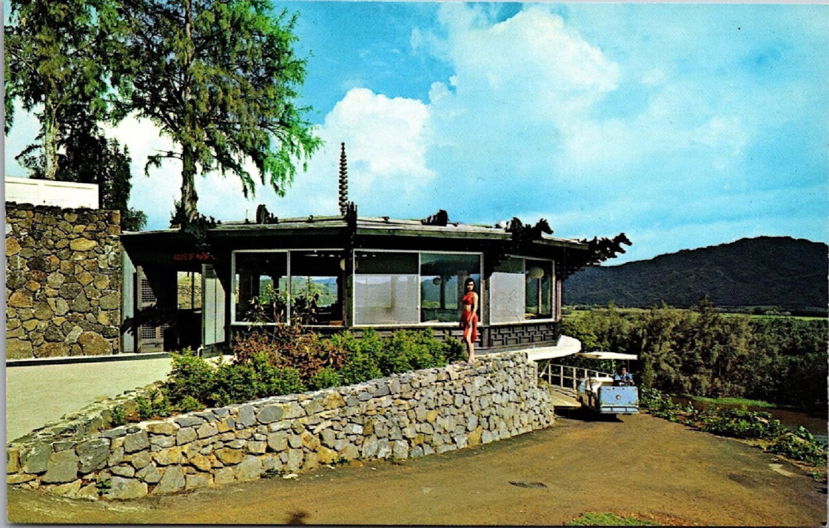 The Hanalei Bay Club Med was a popular place to stay on Hawai'i's island of Kaua'i during the 1970s. (Photo courtesy of Jim Farber)