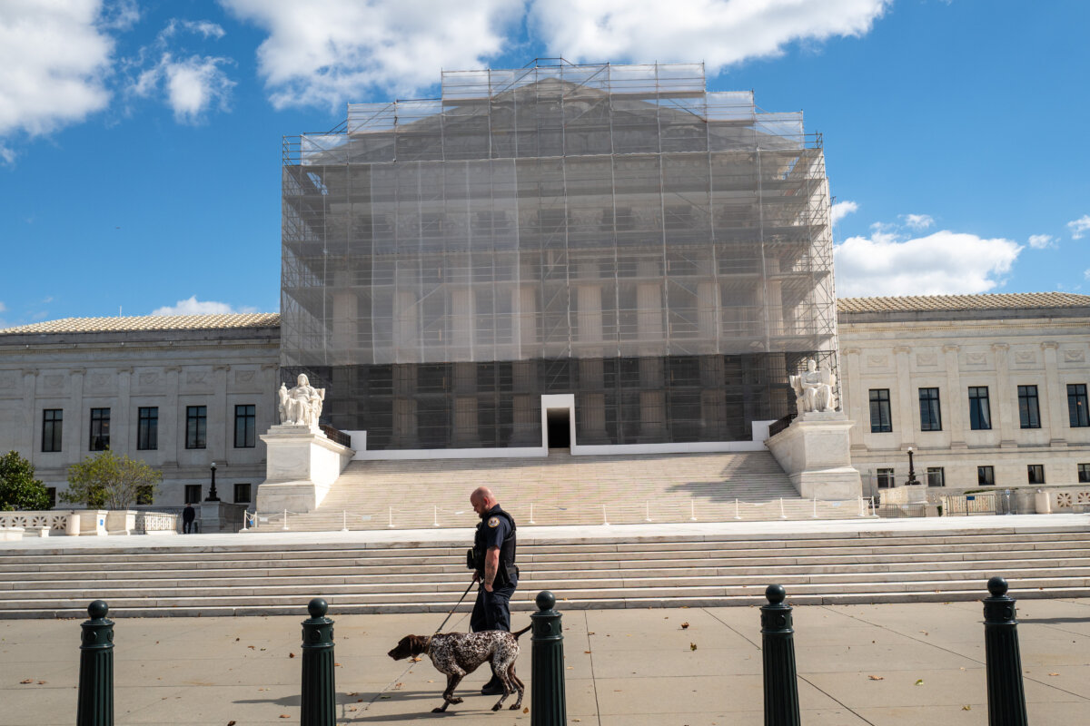 The U.S. Supreme Court in Washington on Oct. 20, 2025. (Madalina Kilroy/The Epoch Times)