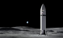 SpaceX Loses Guarantee of First Moon Landing