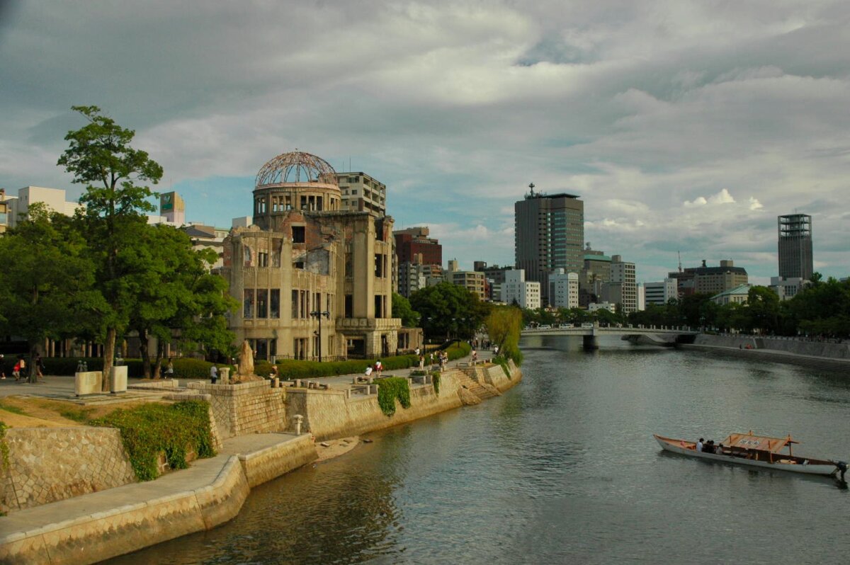 The Peace Dome (L) near the Motoyaso River. Modern offices and buildings are in the background of the now bustling city. (Public Domain)