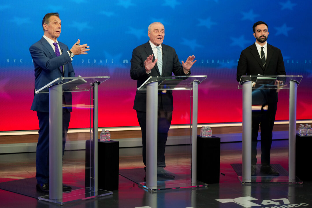 Early In-Person Voting Begins in New York, New Jersey
