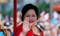 Thailand’s Queen Mother Sirikit, Influential Style Icon, Dies at 93