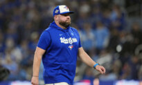 Blue Jays Schneider Managing to Beat the Odds in Leading Canada’s Team to World Series
