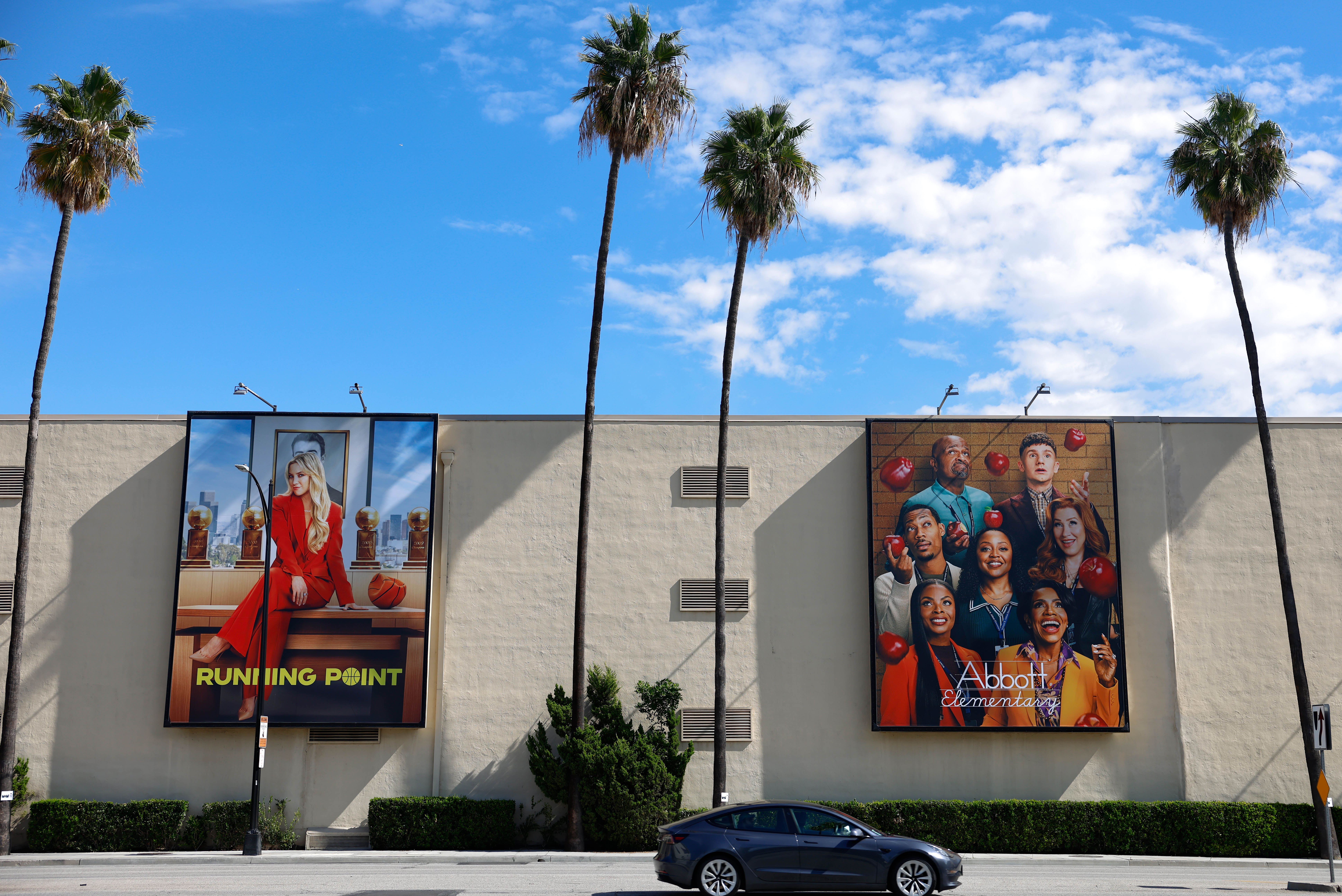 Warner Brothers To Put Itself Up For Sale