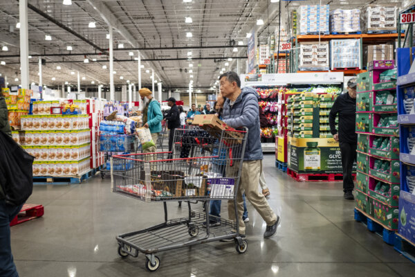 US Annual Inflation Rate Unchanged at 2.4 Percent