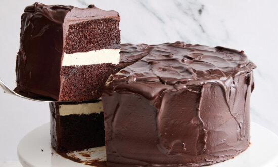 Turn a Classic Snack Into a Delicious Dessert for a Crowd