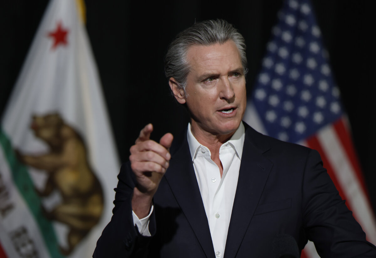 Gov. Gavin Newsom speaks to reporters in Stockton, Calif.. on Oct. 22, 2025.
(Justin Sullivan/Getty Images)