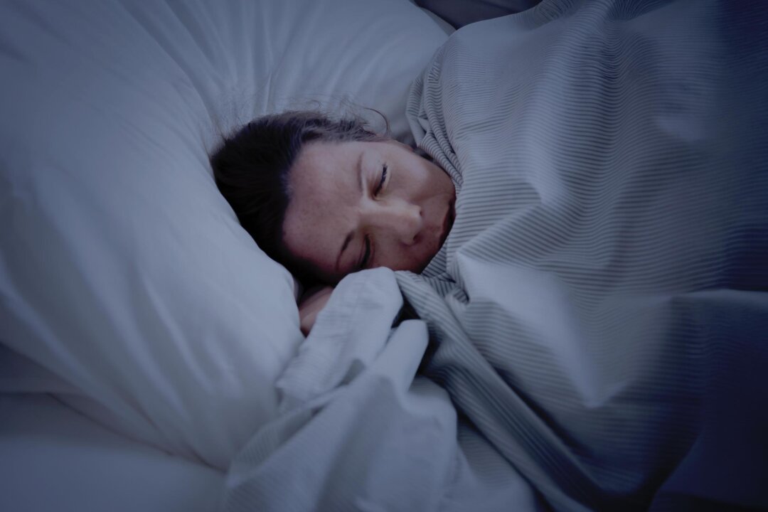 Sleep Before 11 P.M. to Unlock Your Skin’s Golden Repair Hours