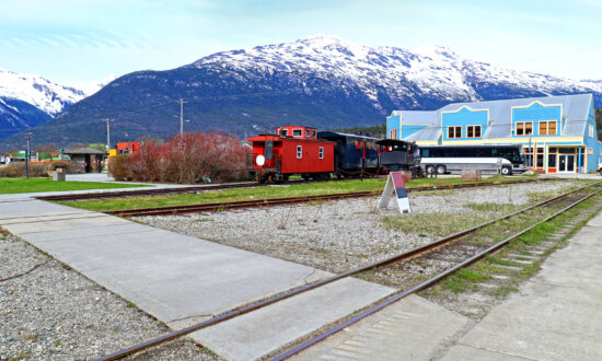 Charming Picturesque Train Stops in the US