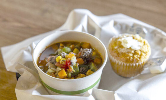 The Kentucky Bourbon Trail Stop Where People Come for Whiskey, Stay for Burgoo