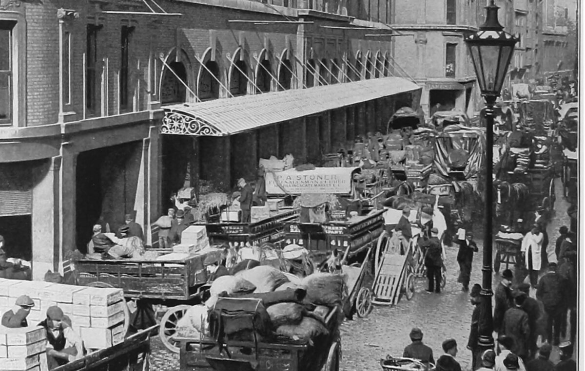 Billingsgate fish market in London in 1889. (Public Domain)