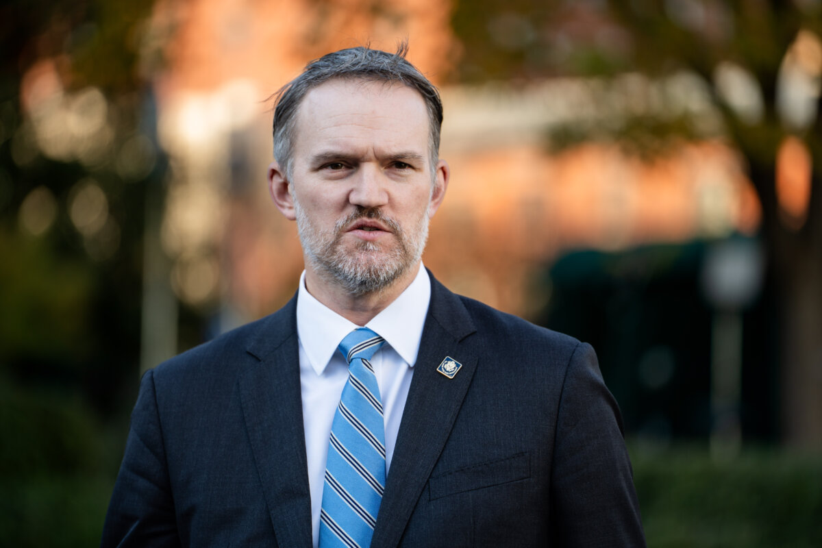 U.S. Trade Representative Jamieson Greer speaks to reporters at the White House in Washington on Oct. 30, 2025. (Madalina Kilroy/The Epoch Times)