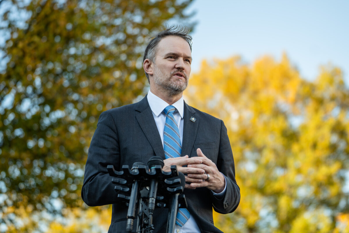 Jamieson Greer, the U.S. trade representative, speaks to reporters at the White House on Oct. 30, 2025. (Madalina Kilroy/The Epoch Times)