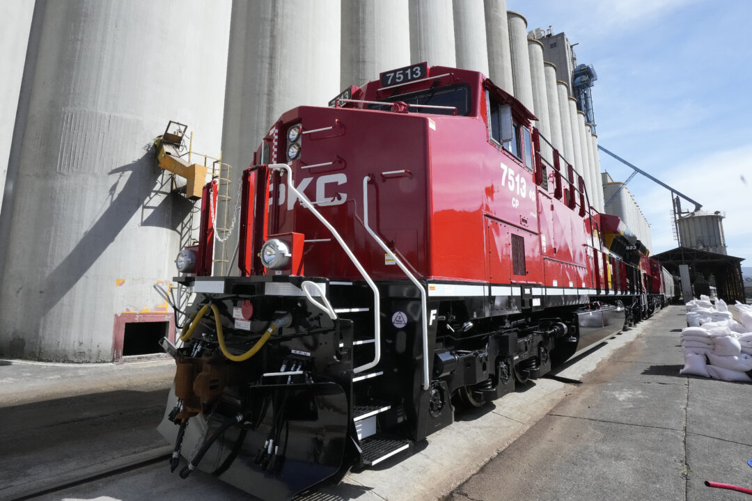 Canadian Pacific Profits Leap Despite US Tariffs and Looming Merger Prospect