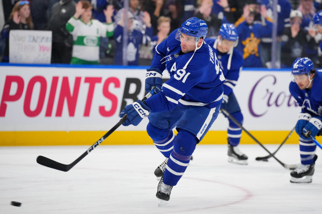John Tavares Scores 500th NHL Goal in Maple Leafs' 6-3 Loss to Blue Jackets