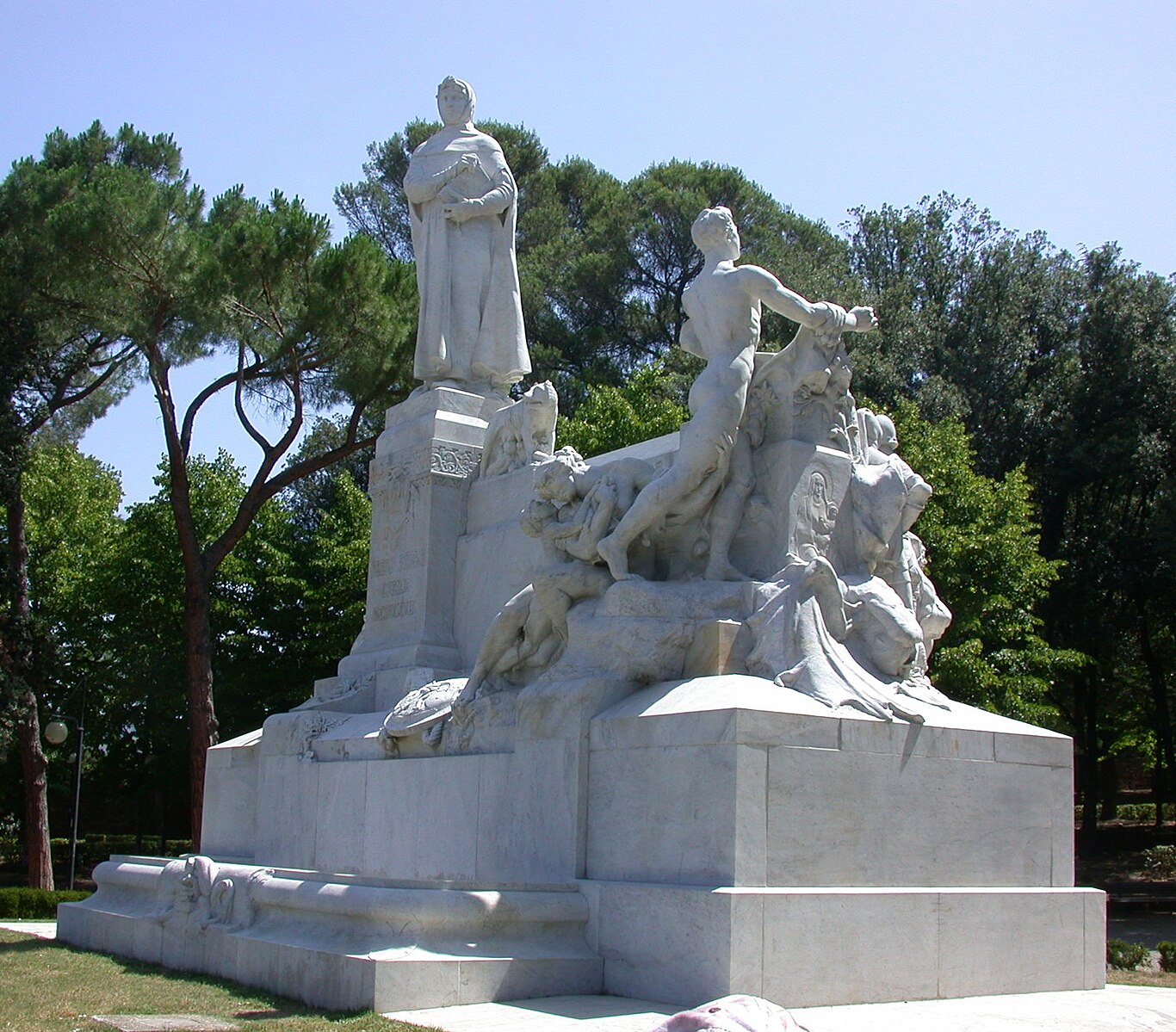Monument to Petrarch