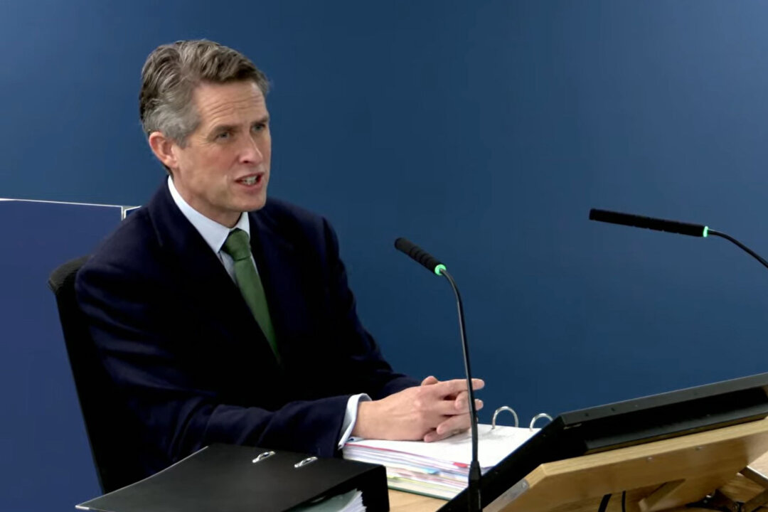 Sir Gavin Williamson: ‘Many Mistakes Made’ With COVID School Closures