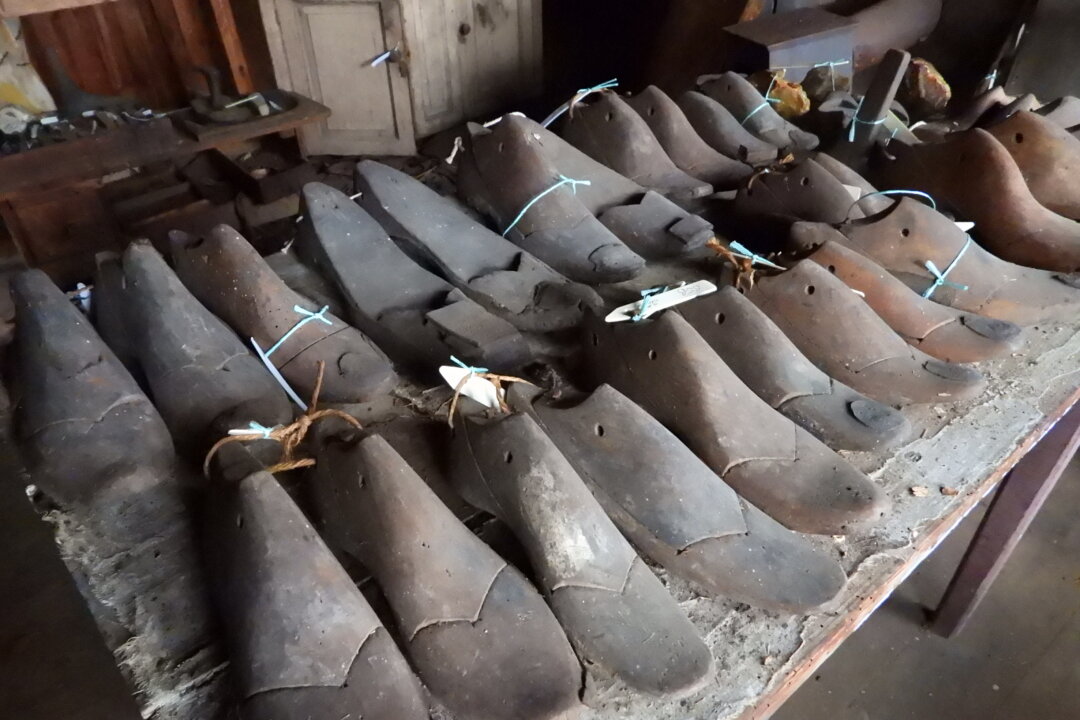 Scotland’s Last Shoemaking Shop to Be Restored Decades After It Closed