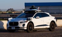 Waymo to Introduce Driverless Minicabs in London in 2026