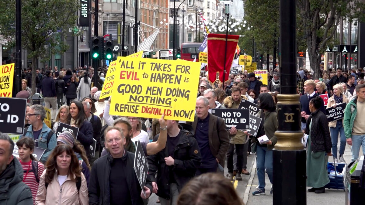 Protesters marching through central London (Zhanna Manukyan/PA)