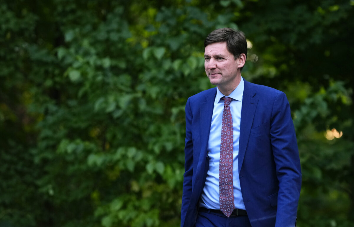 B.C. Premier David Eby makes his way to greet Prime Minister Mark Carney (not shown) before a working dinner at Rideau Cottage in Ottawa on Sept. 17, 2025. (The Canadian Press/Justin Tang)